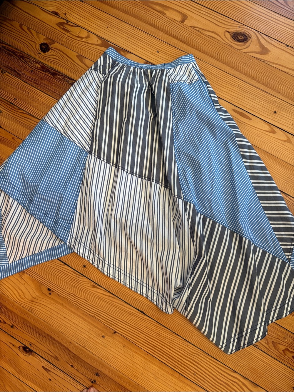 Pilcro Skirt - Picture 4 of 4